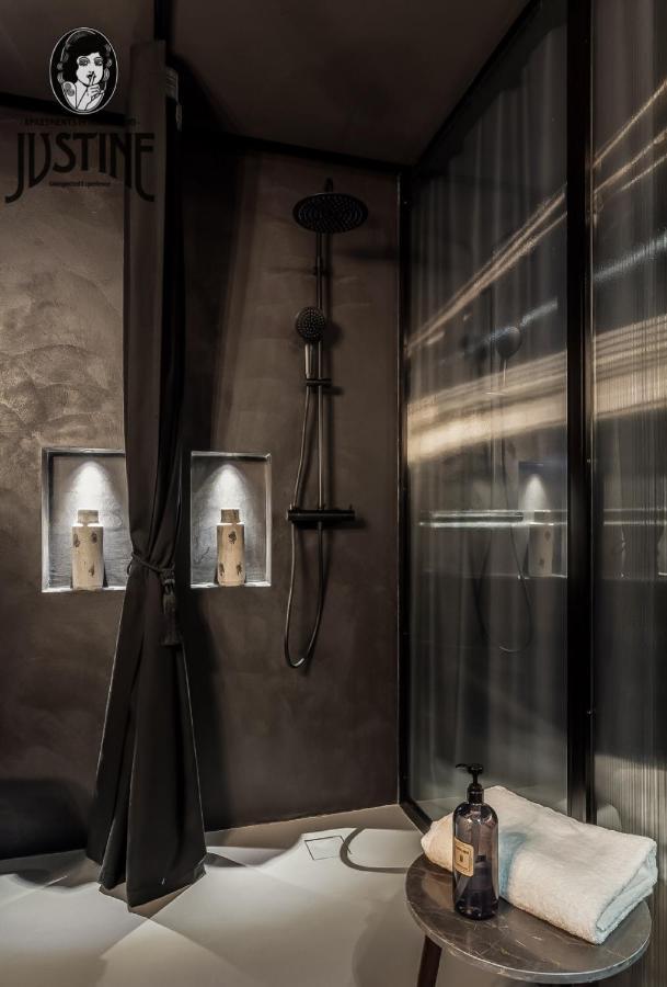 Suite Shibari By Justine Apartments Sobria Elegante Y Pecaminosa Apartamento Turistico En Madrid Rio Zewnętrze zdjęcie